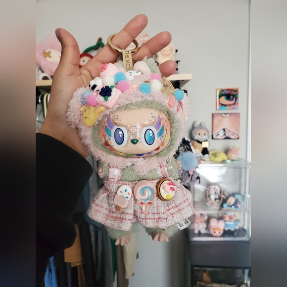 POPMART labubu - Picture 2 of 2